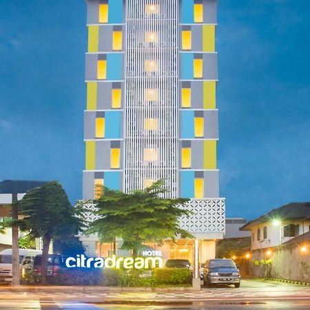 Hotel Citradream Семаранг Екстериор снимка