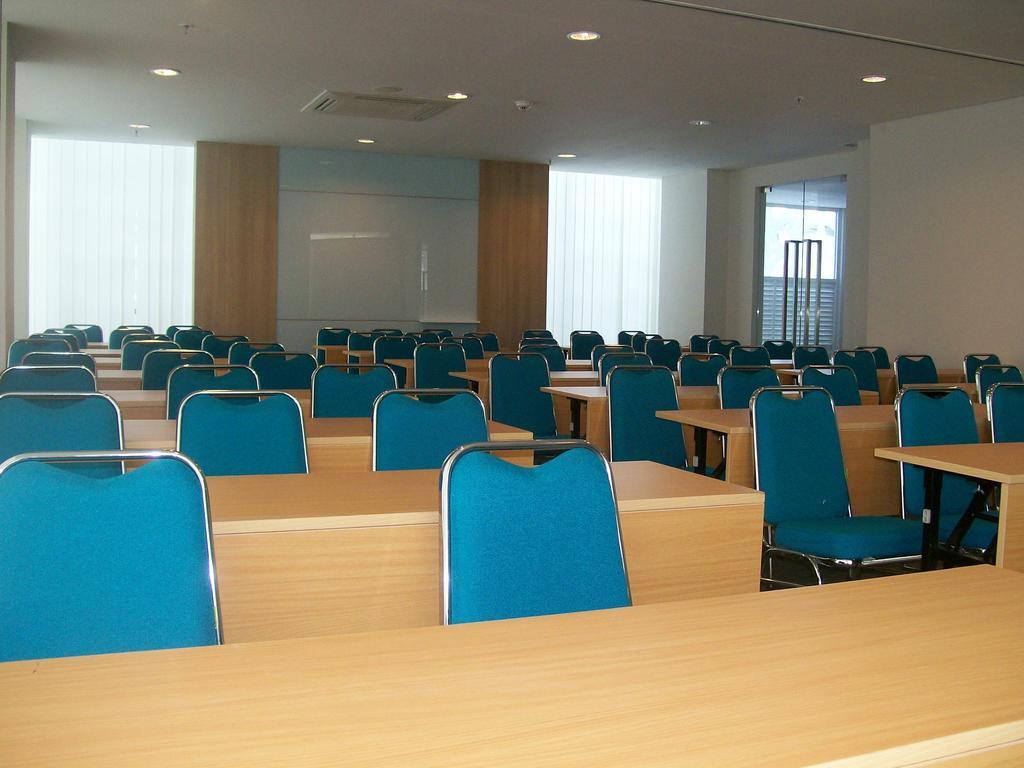 Hotel Citradream Семаранг Екстериор снимка