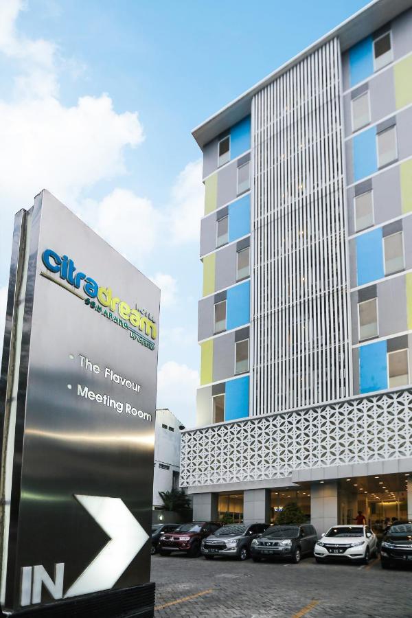 Hotel Citradream Семаранг Екстериор снимка
