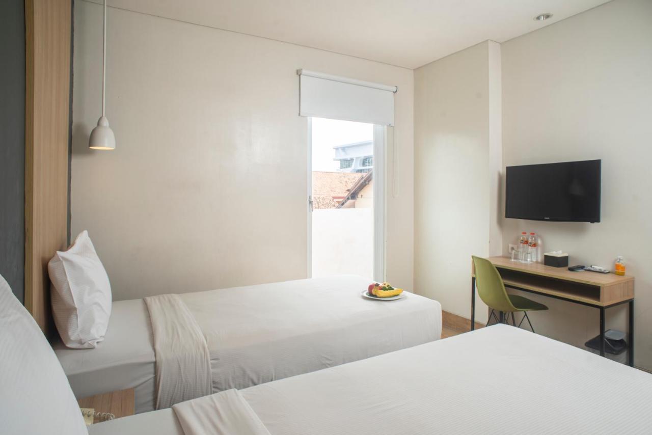 Hotel Citradream Семаранг Екстериор снимка
